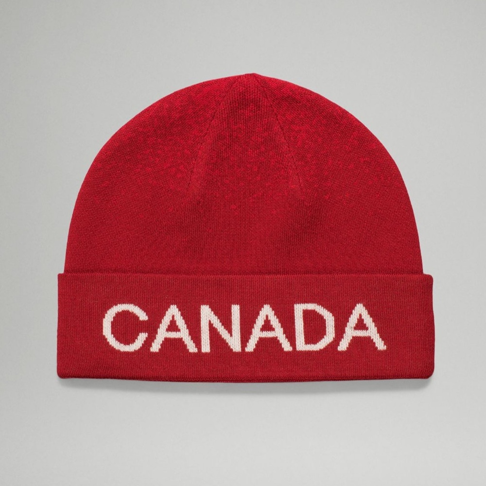 Bnew Lululemon team Canada Reversible beanie